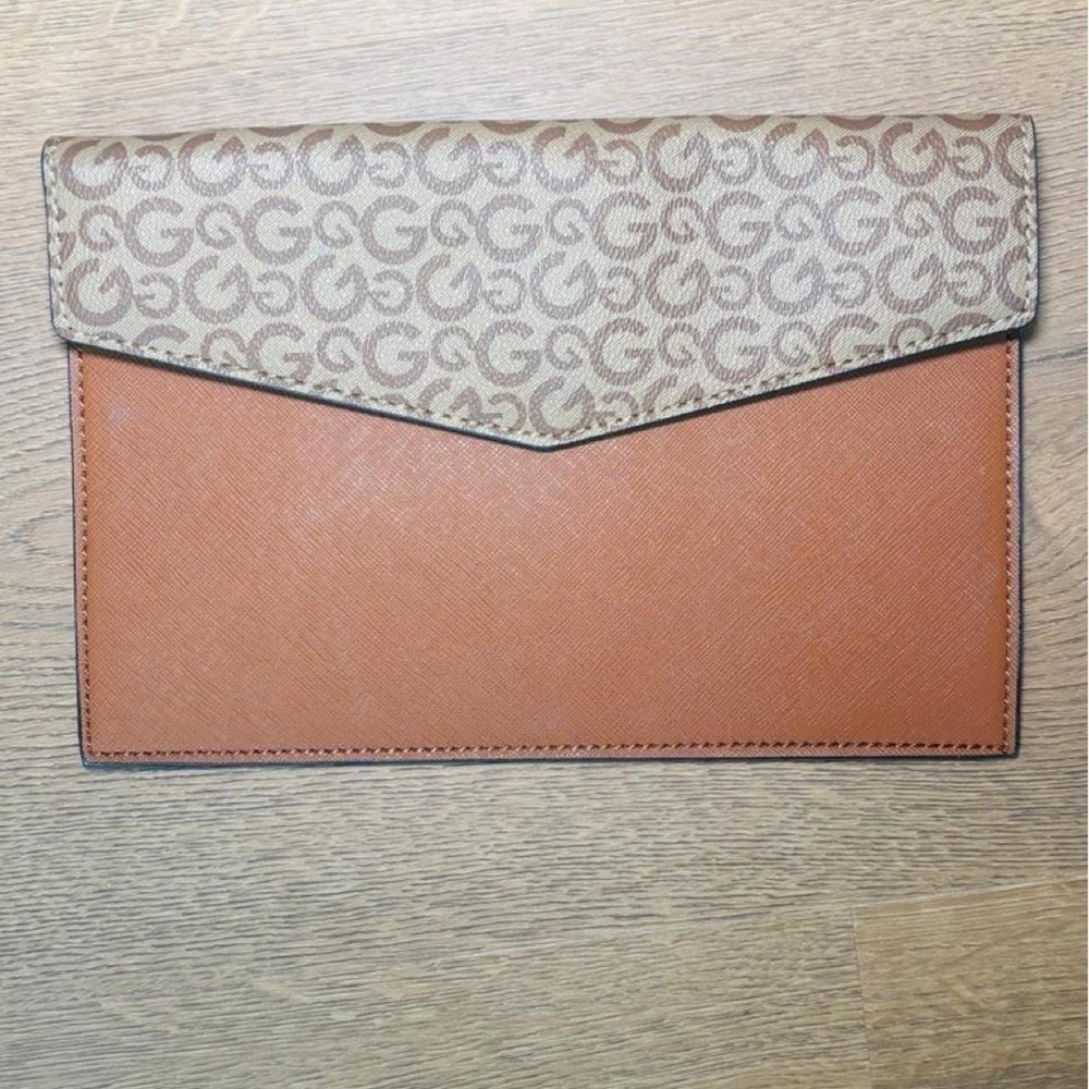 Guess Tan Brown Monogram Logo Envelope Slim Wallet Saffiano Faux Leather Clutch